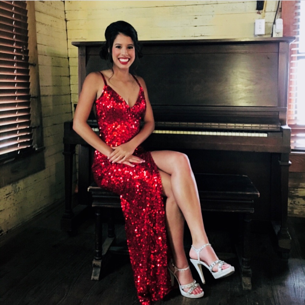 Red sequined Prom dress !